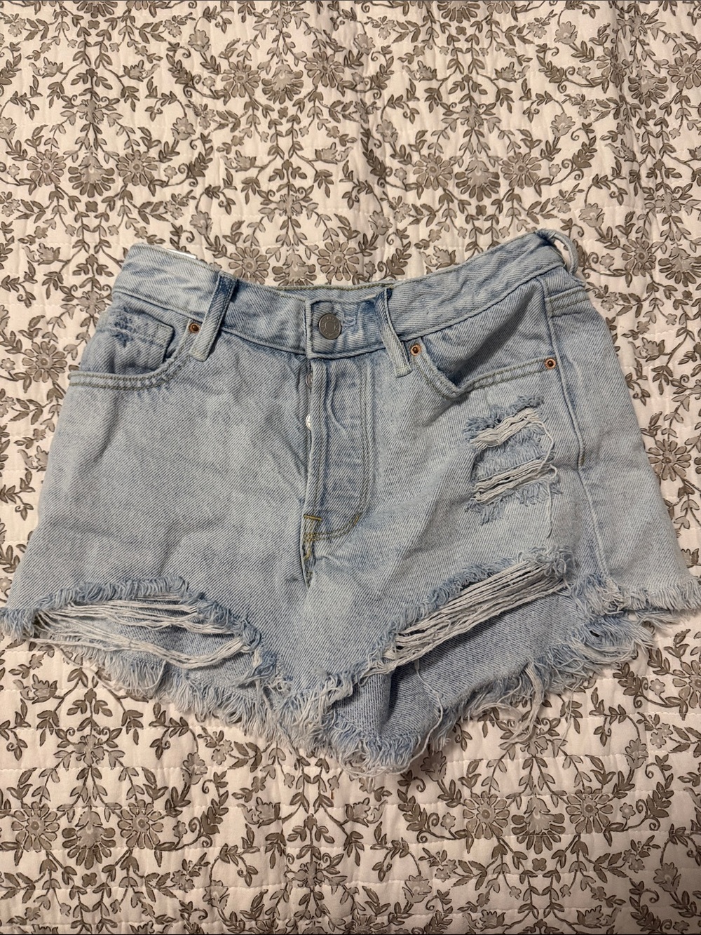 PacSun Light Wash Distressed Denim Cutoff Shorts